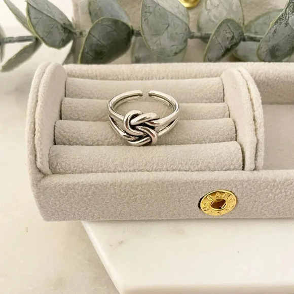 925 Sterling Silver Knot Ring Stackable Ring Dainty Ring Band Twist Ring - Picture 4 of 11